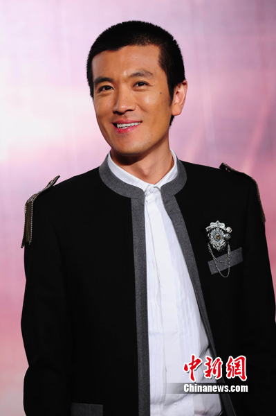 ���Ӻ���װ˧��������������Ϊ��Ϸ�������ĸ��