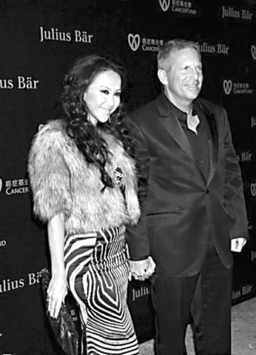 ����10�´�����ǧ����������ʻ�������ۣ�ͼ��