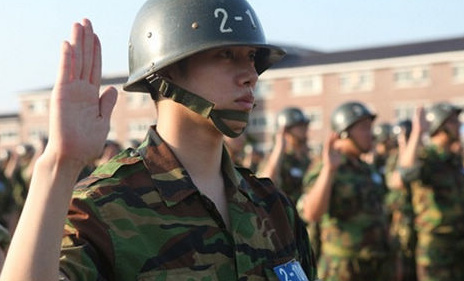 韩国服役图片