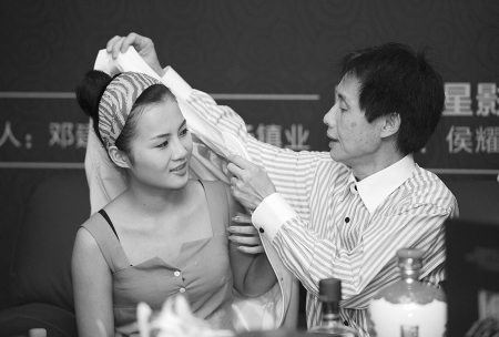 �˽���19�꽿�޵����潿�����������Ϲ����ɵ���2��