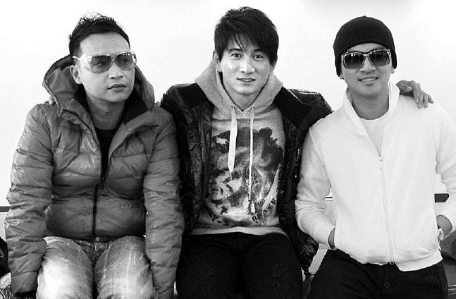 ��С���ӽ��ؾ۷�ȫ�µ�����־��΢��֤ʵ