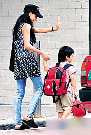 �Ű�֥��Lucas���������л�����ڵع���