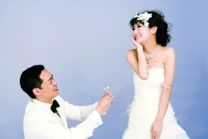 ��Selinaδ�������SHE��ϵ���к�ԩ����죨ͼ����2��