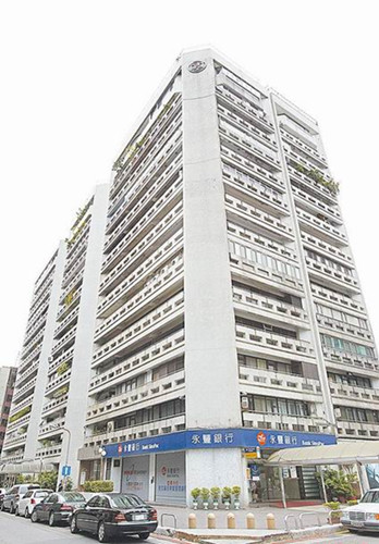 ���׳�����ǧ���լ����ս�ھӾ����˲���Ӧ