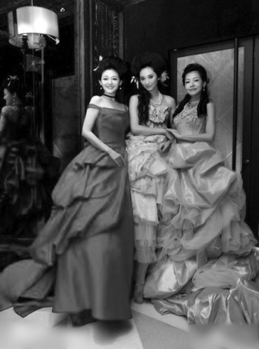 �������33�����տ��ɶԴ�СS�봩��װ��󸾣�ͼ��