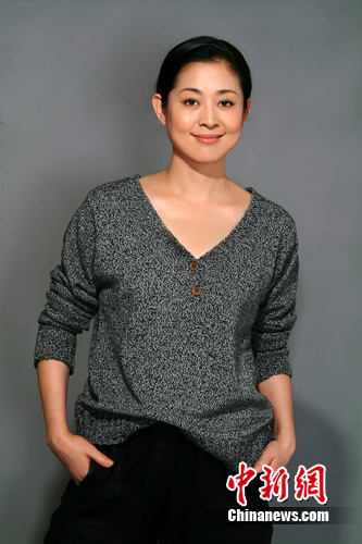 ��Ƽ���ڰ컭չ�����顶������һ�𻭻�����ͼ��