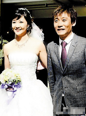 �߷�ǿ�����׻顱����Ӣ���������ѣ��˾��Ǳ���