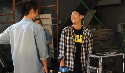 �Ź���������Ĭ�׵����ݴ󵹿�ˮ��û�˰��ң�ͼ��