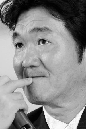 黑帮老大复仇揭日本演艺圈黑势力 高仓健受牵连——中新网