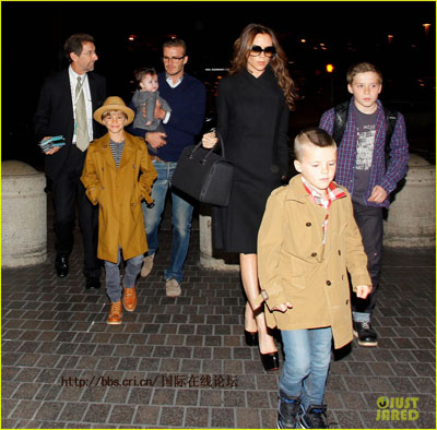 ���˺�ķЯ���˷�Ӣ��ʥ��Ϊ������ɫ��ѧУ��ͼ��