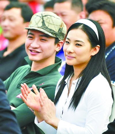 Ů����ĩ��ϲ��:Ԭ��Я���Ϲ�����Baby�ɶ��飨3��