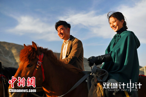 《双城计中计》预告片曝光 翁虹风骚挑逗腾格尔(3)