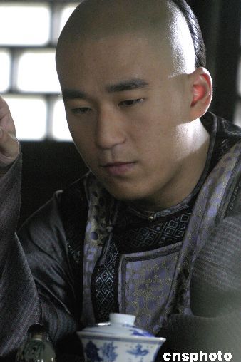 �Ź���������Ĭ�涾��ץ�Ը������ŹŮ�ѣ�ͼ��