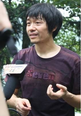 �����ǡ�˫�ع�������־����������С������