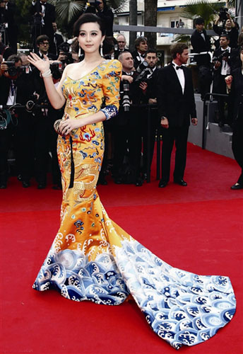 盘点范冰冰经典造型 御用造型师赞其胸怀超男人(4)