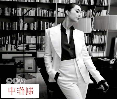 ŮԱ�����񷶱�������30����ϯ������ȥʵϰ��ͼ��