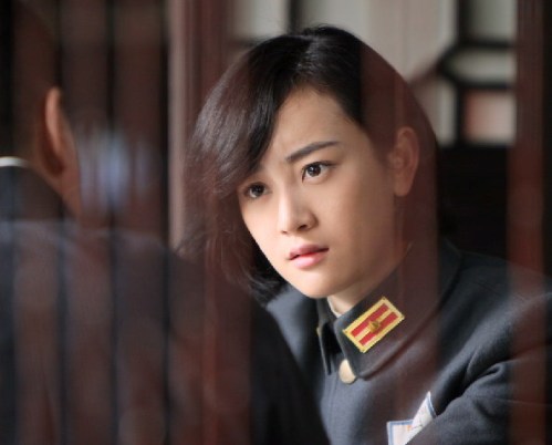 《正者无敌》全国热播张檬换造型挑战女军官(图)