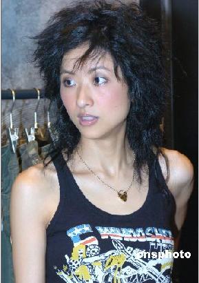 徐濠萦旧照(资料图)