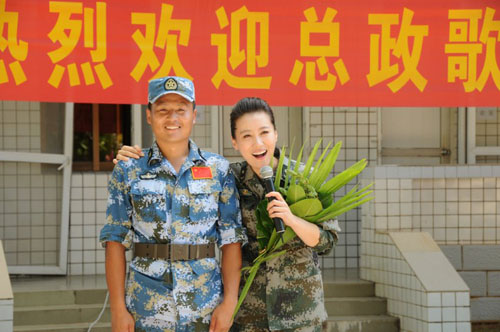 歌舞团演出小分队,汇集了索朗旺姆,王庆爽,周晓琳,阿鲁阿卓,张英席