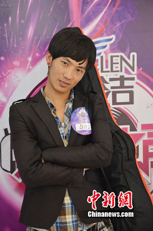 "天籁之声"吸引原生态歌手 佤族"小黑"受瞩目(图)(6)