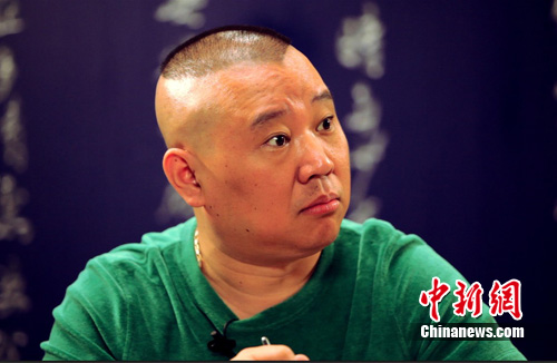 到"非常了得",从"势不可挡",再到"我是传奇","非著名相声演员"郭德纲