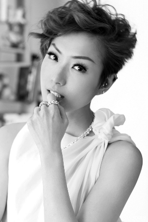 ����־��֣����10�¾��н���ɶԻ���ص��ع�