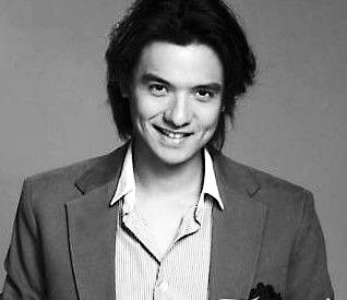 冯德伦默认恋舒淇 被彭于晏调侃绯闻含笑不语