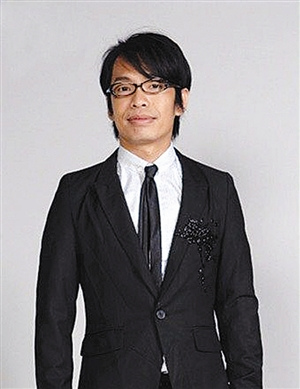 台湾艺人大炳病逝 曾靠表演"大嘴吞拳头"走红