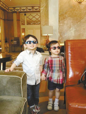 ��ޱŮ��С����ī�����ع⡰С���ˡ��������˰�