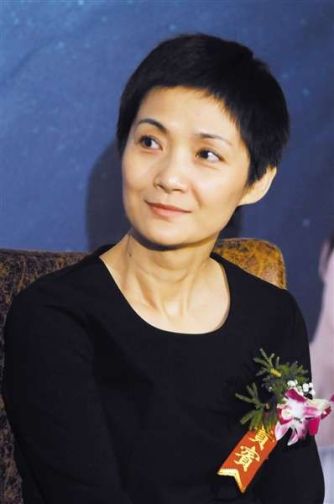 演员李婷与乳腺癌抗争9年从未告诉父母病情(图)