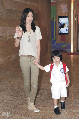 �»��ն��ӿ�ѧ���������Ƥ̯�ֳ���ѧû�ޣ�ͼ��