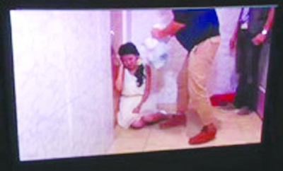 TVB女星遭导演虐待?好友同情称“新人要捱得苦”