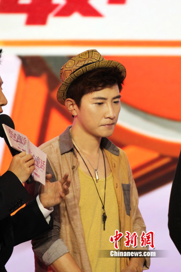 大左为“封麦”道歉缺席《伤心童话》疑有隐情