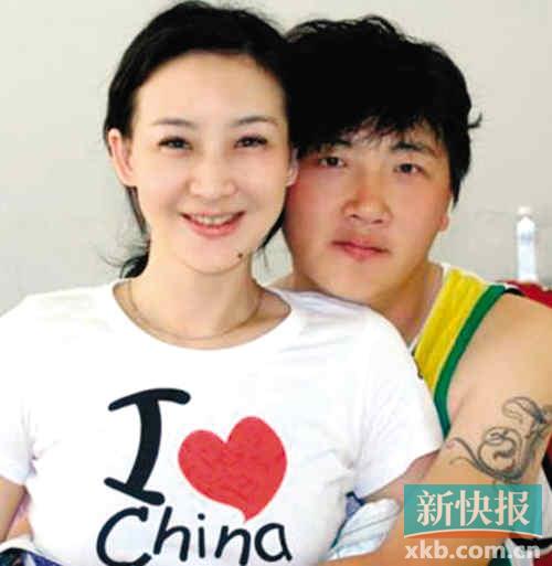 说到这几年,买红妹虽然自认过得"挺好的",但没有了丈夫可以依靠,她