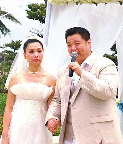 港星林子聪大婚婚礼低调温情周星驰派姐姐送贺礼