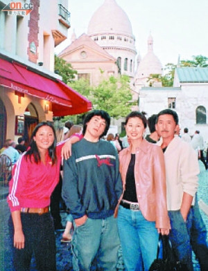 叶倩文至今未生育不后悔承认当后妈常左右为难