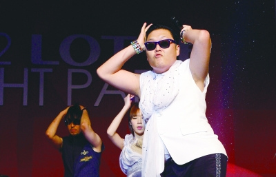 王力宏与《江南style》鸟叔是校友 比其大一岁(图)