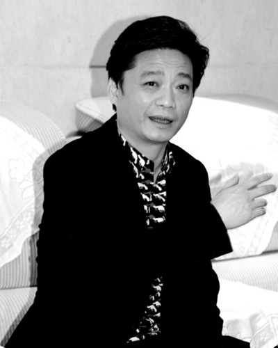 崔永元为周立波说话:艺人不容易别以糟蹋为乐