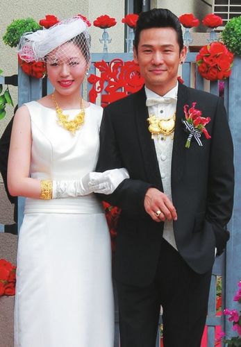 杜德伟香港大婚兴奋与梁朝伟等浩浩荡荡去接新娘