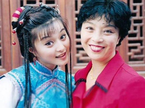 范冰冰和妈妈的合照