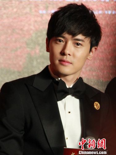 《忠烈杨家将》付辛博拍裸戏与吴尊拼身材(图)