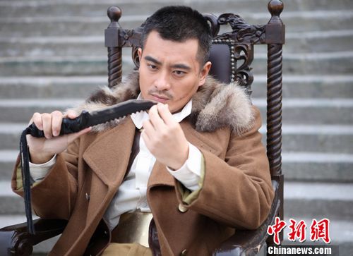 《箭在弦上》热播 陈龙醉打"华妃"引热议(组图)