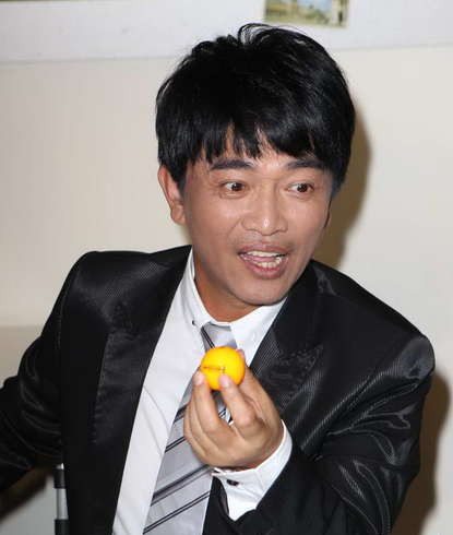 吴宗宪打高尔夫一杆进洞 豪砸200万元请客