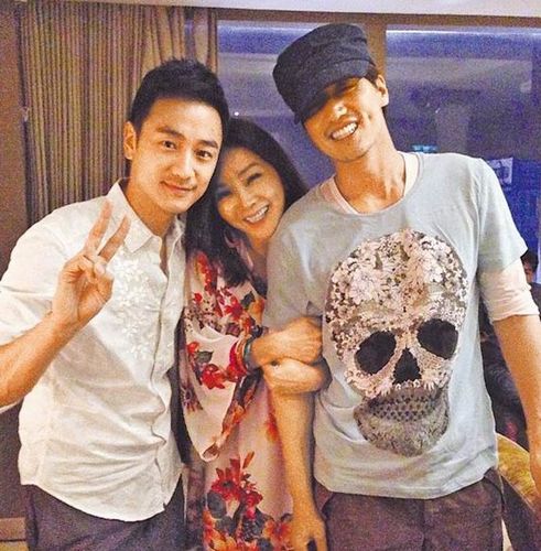 ̨���˳������������ع�����Գ����Ӱ��ͼ��