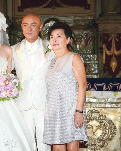 ������ĸ����ˮ����������Ӱ������Ӿ