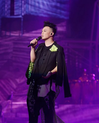 ����Ѹ������ʧ�ط�쭶Ը��Աȳ�����Ĵָ��ͼ��