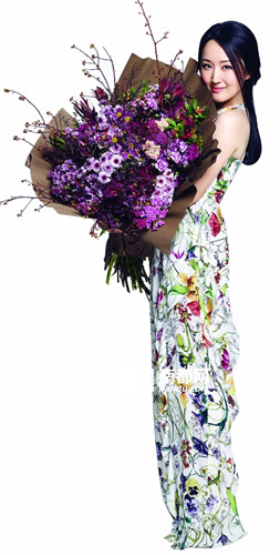 杨钰莹被唤作“冻龄女神”称自己是女汉子(图)