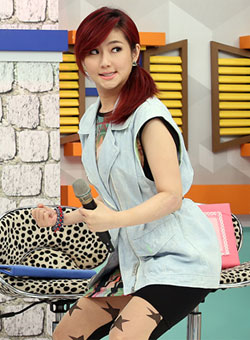 Selina���ڲ�����������������ݳ������£�ͼ��