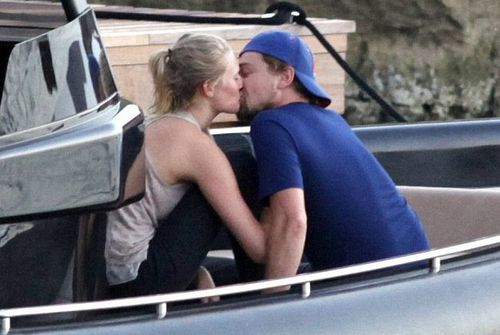 �����ɶ�����������ά�س�ģ�������ع⣨ͼ��