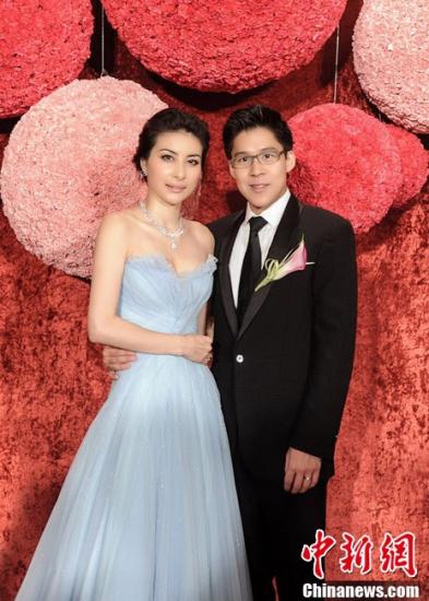 郭晶晶可能今日剖腹生产大批媒体蹲守抢拍宝宝照